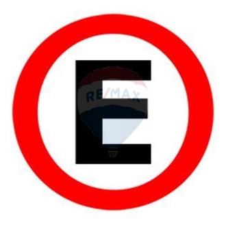 ¡estacionamiento En El Centro De Santiago!