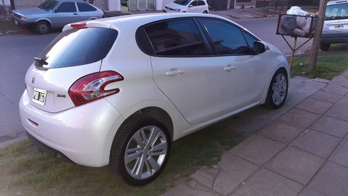Peugeot 208 1.6 Active Pack