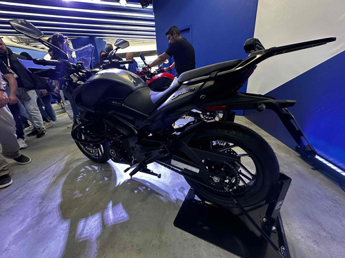Bajaj Dominar 400