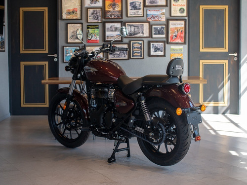 Imagen 2 de 25 de Royal Enfield Meteor 350 Stellar Roja Reserva Ya