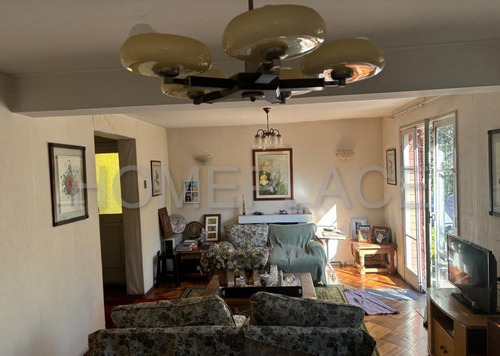 Casa Av. Sebastián Piñera Con Hernando De Magallanes