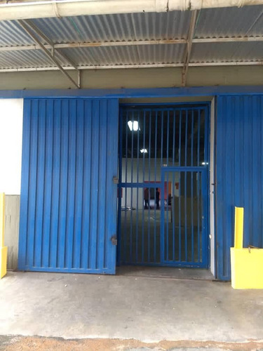 Imagen 3 de 14 de Planta Industrial En Alquiler Guaicay 875 M2