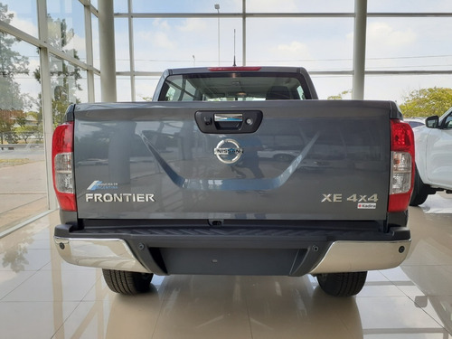 Nissan Frontier 2.3 Xe 4x4 #09