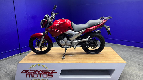 Imagen 1 de 9 de Yamaha Fazer 250 2012