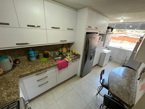 Apartamento En Venta La Boyera Piso 2 Bb