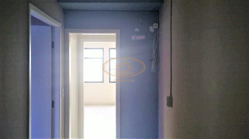 Sala Comercial Localizado(a) No Bairro Vila Mathias Em Santos / Santos - 6743