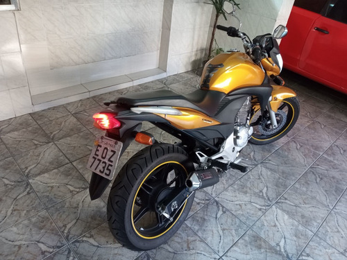 Imagem 2 de 11 de Honda 300r