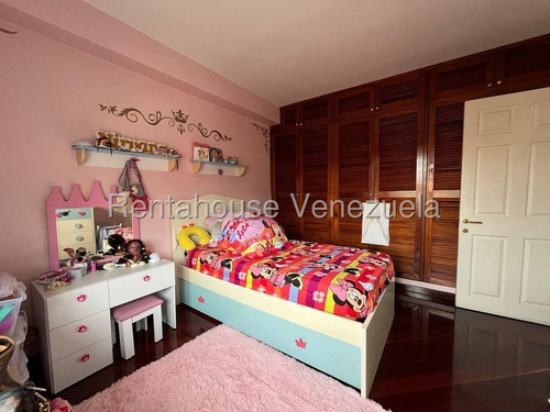 Apartamento En Venta En Campo Alegre En Edificio Con Pozo