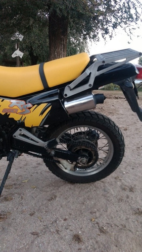 Imagen 9 de 14 de Suzuki 650 Rse
