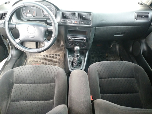 Volkswagen Golf 1.6 Comfortline 2005