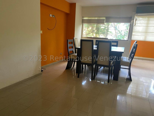 Excelente Apartamento En Alquiler En Lomas De Prados Del Este. #25-16800