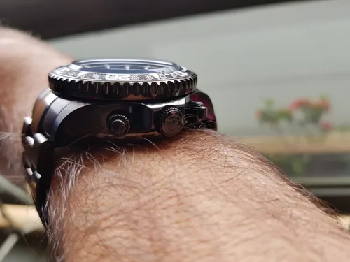 Invicta 27158 deals