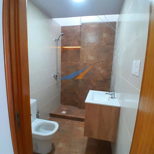 Alquiler Casa 2 Dormitorios En Malvín Norte! Cochera, Patio Y Parrillero.