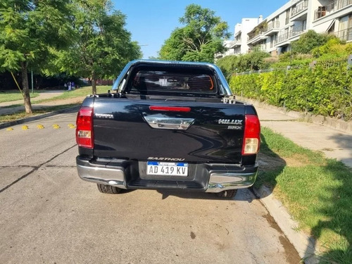 Toyota Hilux 2.8 Cd Srx 177cv 4x4 At