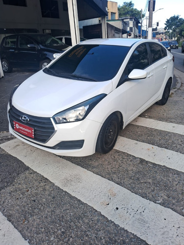 Hyundai HB20S 1.6 Comfort Plus Flex 4p