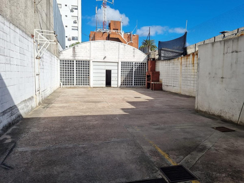 Imagen 24 de 27 de Depósito -rivera Prox Luis Alberto De Herrera, 668 M2 Edificados , 10, 5 Mts De Frente !!