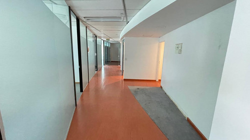 Alquiler Oficina Panamericana Plaza - Espectacular Planta De 800mts2. - Saavedra