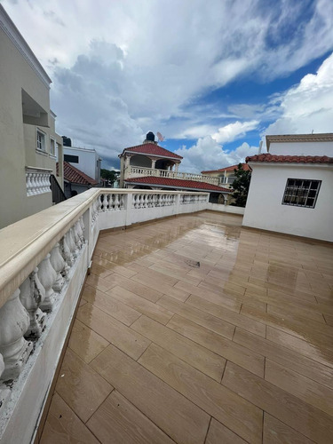 Se Vende Casa Zona Oriental Proximo Al Acuario