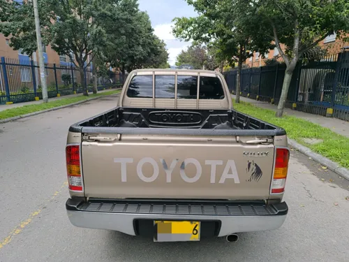 Toyota Hilux 2.7 Imv 4x2