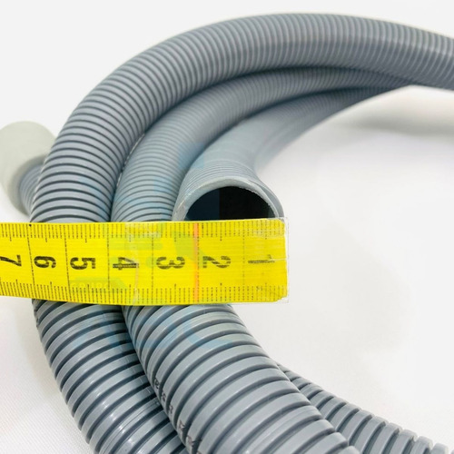 Imagem 2 de 6 de Mangueira De Saída De Agua Maquina Electrolux Bocal Reto