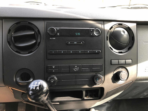 Imagen 10 de 11 de Ford F-350 2014 6.2 Xl Estandar V8 Impecable