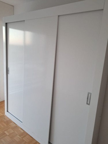 Oviedo Casi Av. Italia . Piso 13. Al Norte. 2 Dorm, 1 Baño. Cocina Integrada Con Terraza.2 Garajes Y Tasas Y Conexiones Incluidas Barbacoa Vig. 24hs. Vista Despejada Al Norte Soleado.