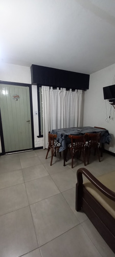 Duplex En Las Toninas Con Cochera Techada