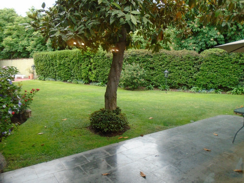 El Golf De Manquehue- Gran Casa Familiar -9 Estacionamientos