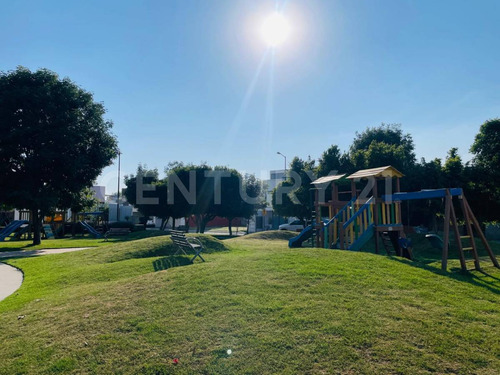Venta Casa En Frac Sendero Del Fresno 3 Recamaras, 4 Baños, Con Jardín, Puebla
