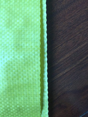 Uni pretina ligeramente verjurado limettengrün amarillo verde 110 cm de ancho manguera x 25 cm