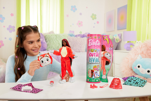 Barbie Cutie Reveal Muñeca Gatito Disfrazado De Panda Rojo