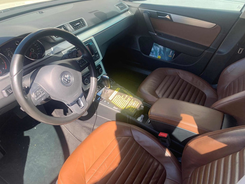 Imagem 7 de 8 de Volkswagen Passat Variant 2012 2.0 Tsi 5p