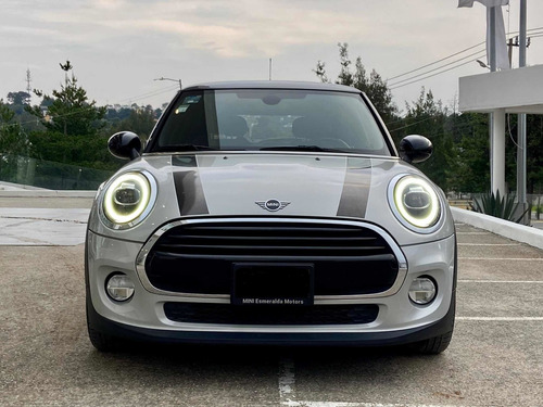 Imagen 3 de 15 de Mini Cooper 2019 1.5 Chili At