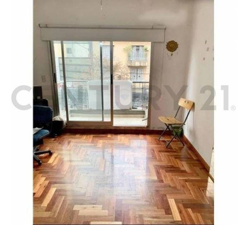 Imagen 2 de 13 de Venta Depto 2 Amb Balcón Al Frente B.norte Sobre Av. Córdoba