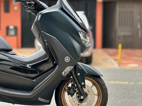 Yamaha Nmax Connected