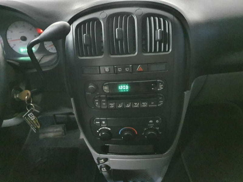 Imagem 6 de 14 de Chrysler Caravan Se 3.3 V-6 12v 4p
