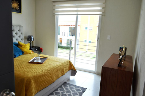 Casa En Venta En Toluca, Xonacatlan De Vicencio