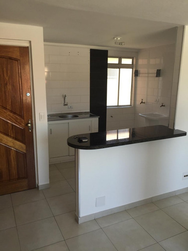 Imagem 5 de 8 de Apartamento Bem Localizado