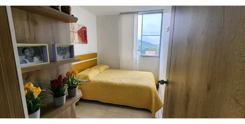 Hermoso Apartamento Como Nuevo, Fresco Y Con Una Espectacular Vista.