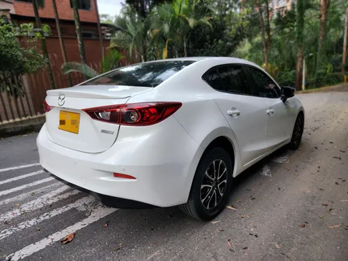 Mazda 3 2.0 Touring At