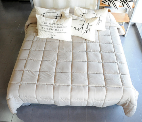 Imagen 4 de 4 de Edredon Acolchado King Size Excelente Calidad Efecto Duvet