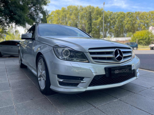 Imagen 2 de 25 de Mercedes-benz Clase C 2013 1.8 C250 Avantgardesport B.eff At