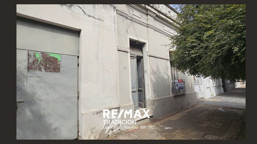 Casa Venta A Necochea 323 Microcentro