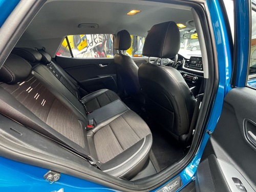 Kia Stonic 1.0 Tgdi Aut. (Mhev) 4P Híbrido