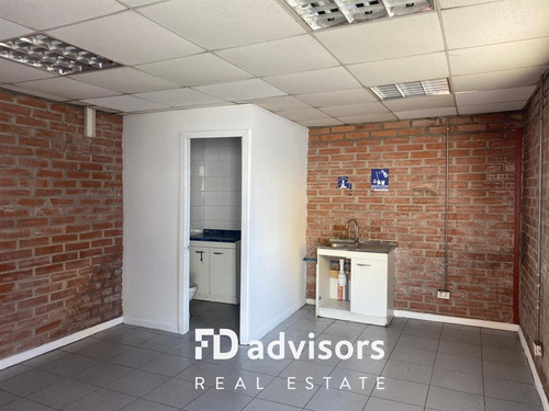 Arriendo De Bodega Stand Alone 2.511 M2 - Quilicura