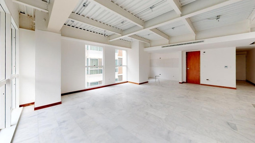 Imagen 4 de 19 de Apartamento En Venta En Lomas De Las Mercedes