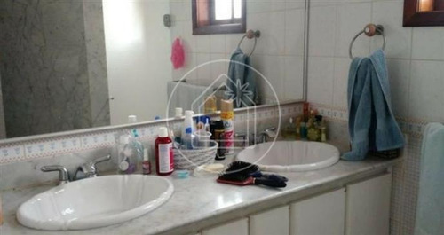 Casa - Ref: 881197