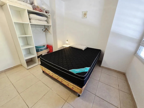 Departamento En Alquiler Temporario C/ Cochera En Centro