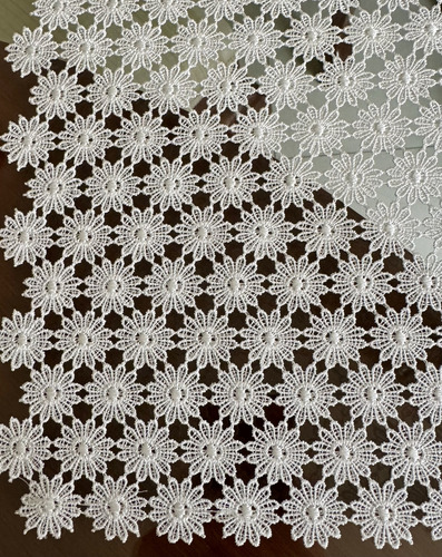 Mantelito O Carpeta Cuadrada De Encaje Blanco En Florecitas Blanco Encaje En Florecitas