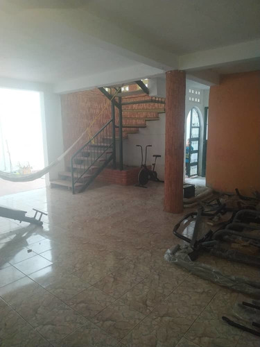 Imagen 12 de 14 de Cristian Guedez 04244576698 / Lomas De La Esmeralda